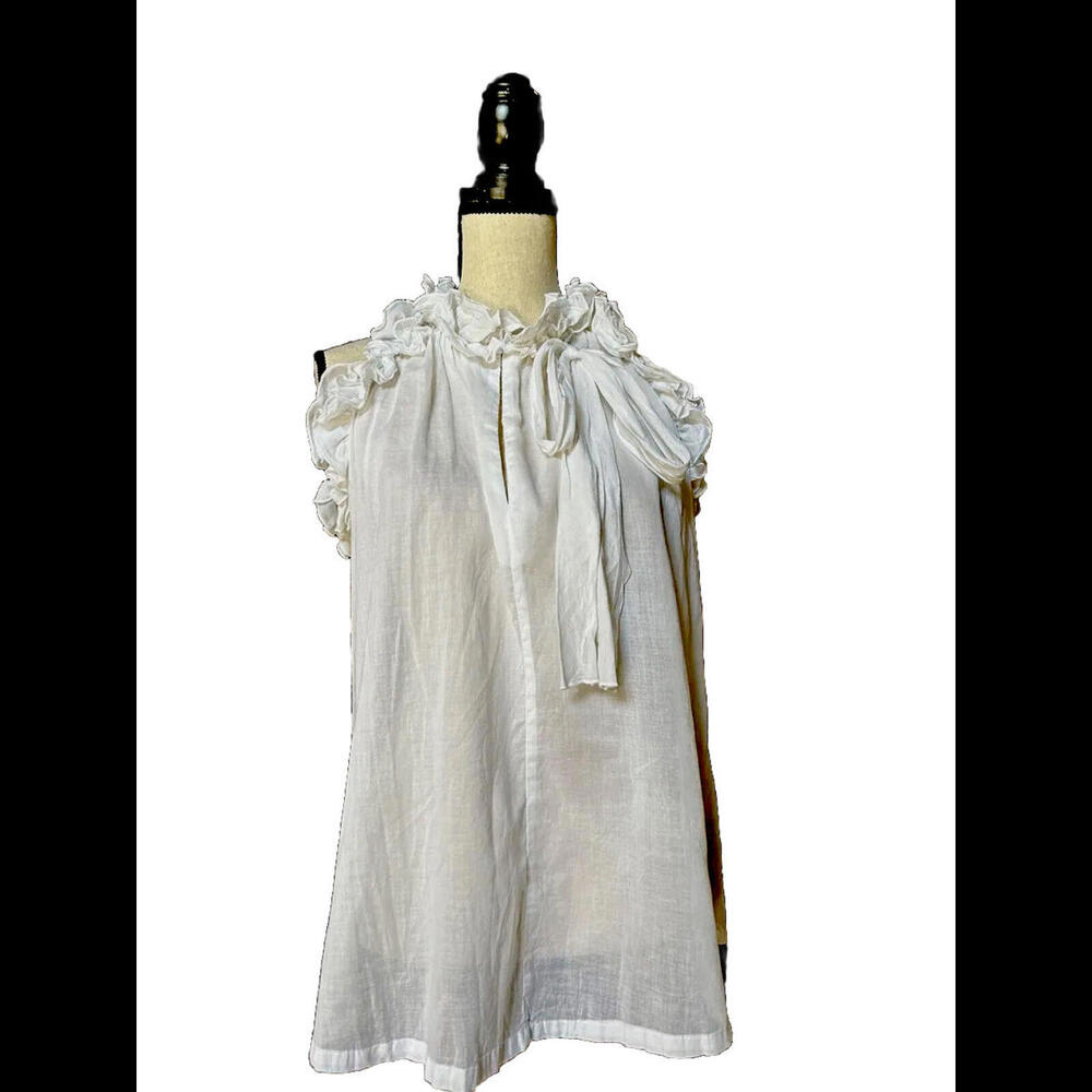 👚🐩Boston Proper White Cotton Ruffled Neck  Tie Front Sz 8 Machine Washable